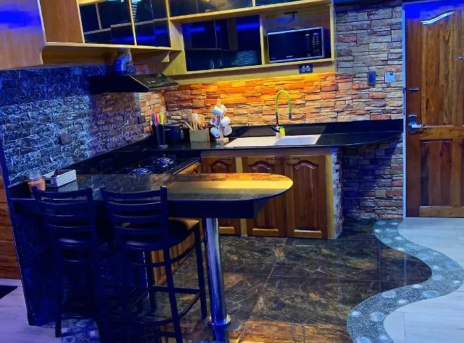 Apartment Clockworkorange Luxury 4-minutes Away To Airport Lapu-Lapu City