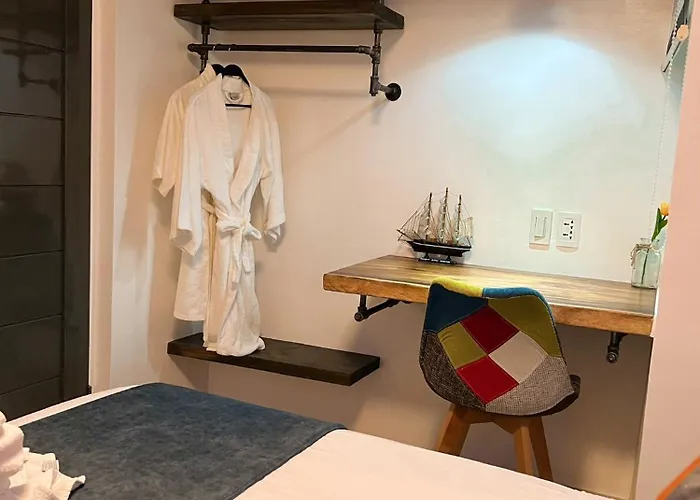 Apartment Clockworkorange Luxury 4-minutes Away To Airport
