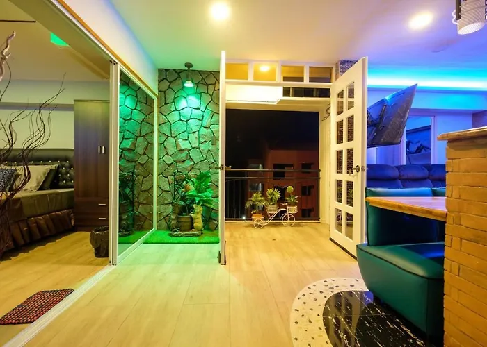Apartment Clockworkorange Luxury 4-minutes Away To Airport *