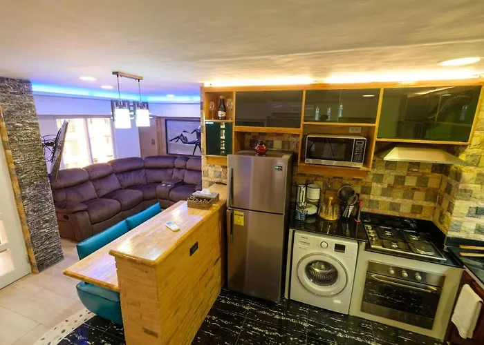 Clockworkorange Luxury 4-minutes Away To Airport * Lapu-Lapu City